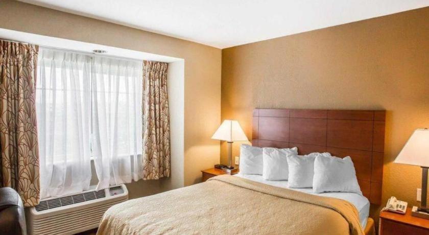 Quality Inn & Suites Mount Juliet Exterior foto